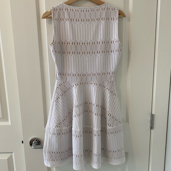 BCBGMaxAzria lined white dress - Picture 2 of 4